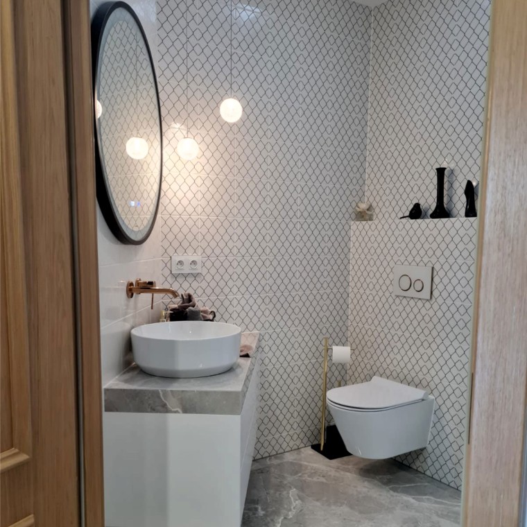 Łazienka z produktami Geberit