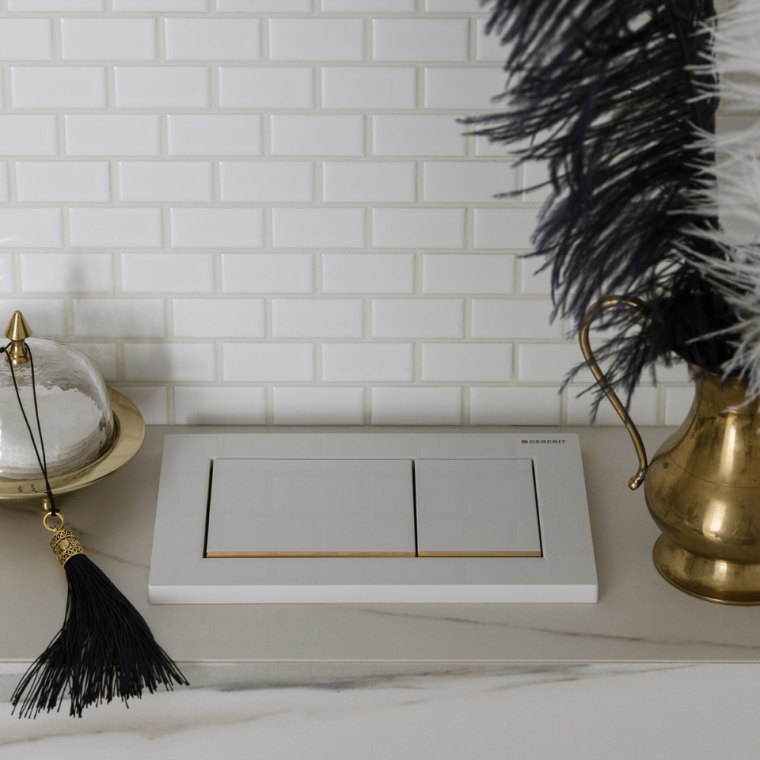 Przycisk uruchamiający