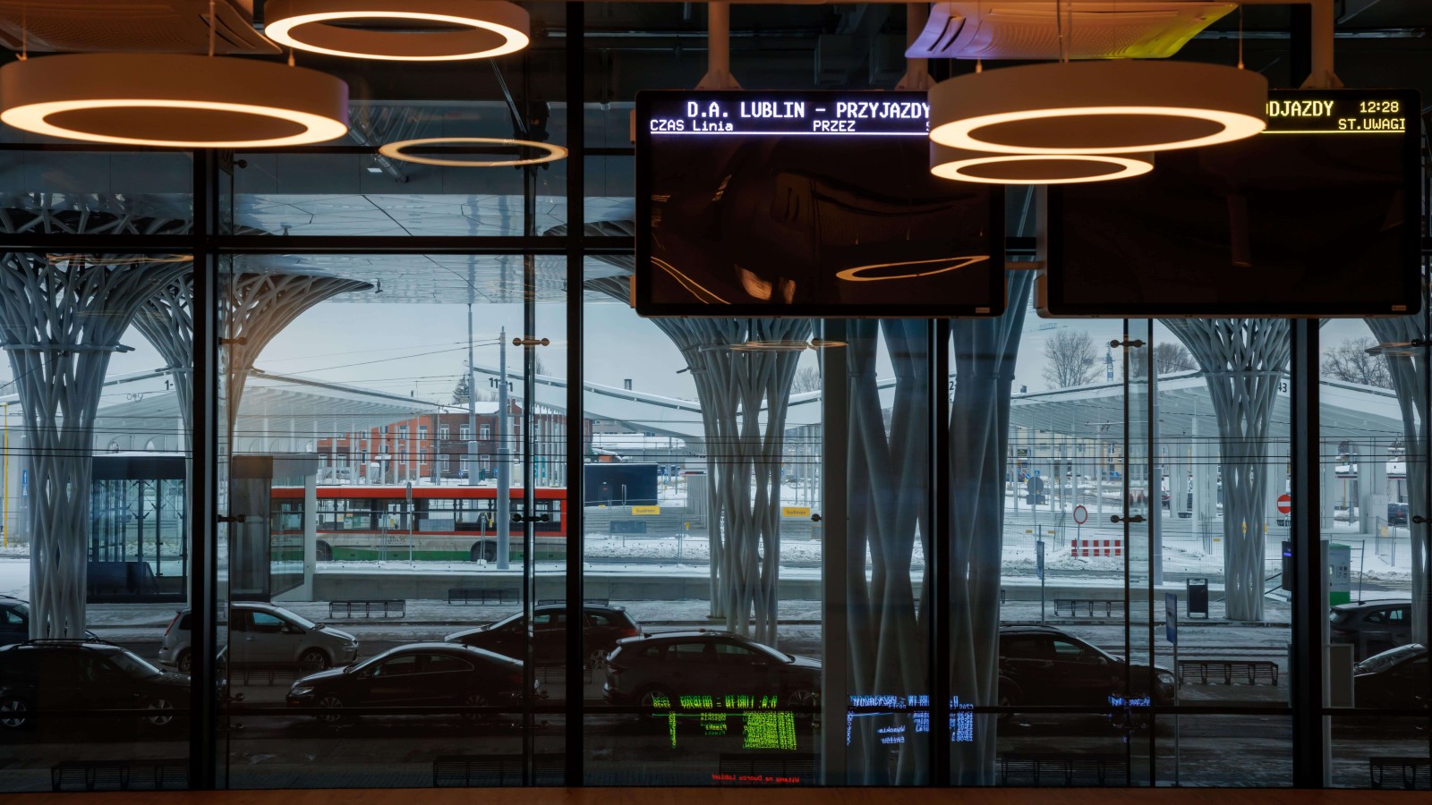 Dworzec Lublin (fot. Bartek Barczyk) Dworzec Lublin (fot. Bartek Barczyk)