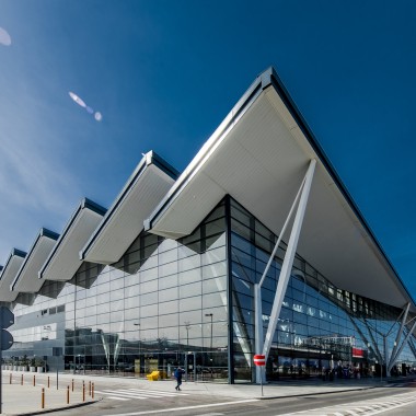 Terminal 2 Portu Lotniczego w Gdańsku (© Geberit)