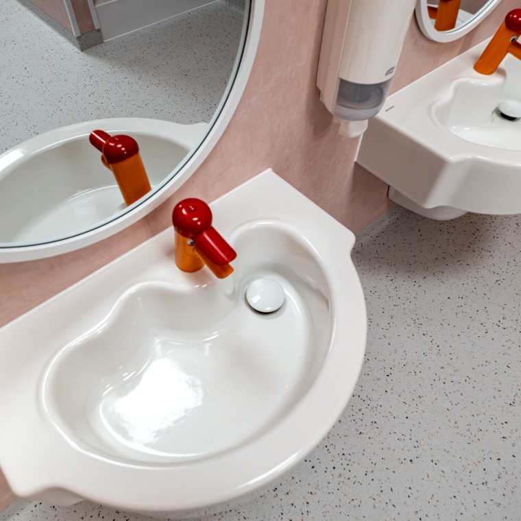 Umywalki Bambini w Żłobku Kropka