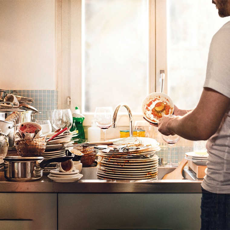 Brudne naczynia w zlewie Brudne naczynia w zlewie