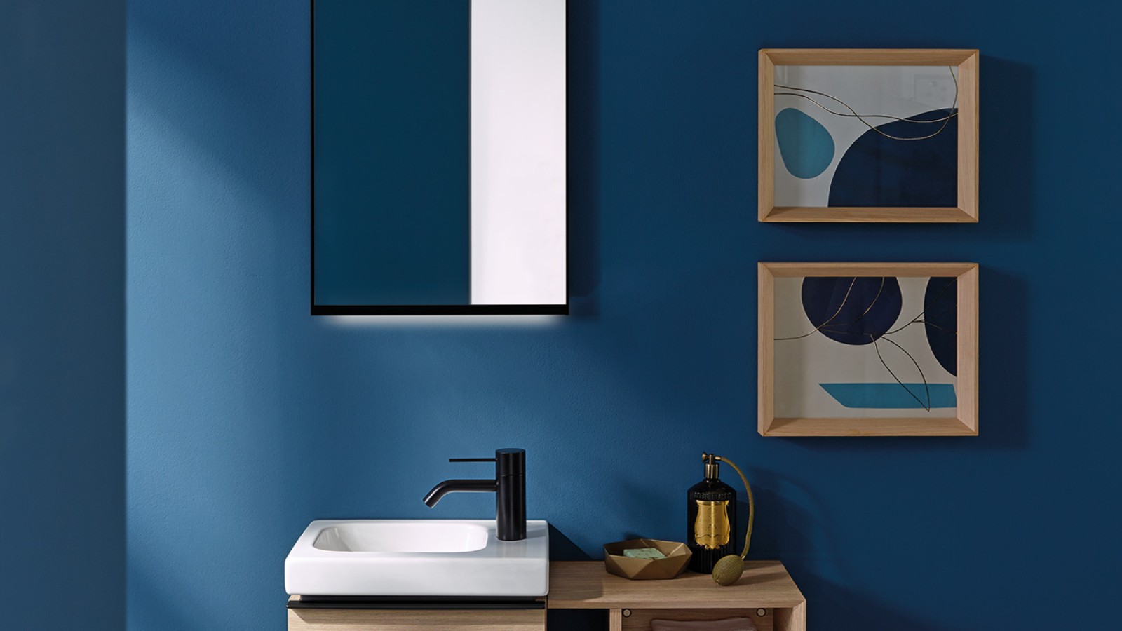 W małych łazienkach szczególnie ważne są strefy ruchu i komunikacji