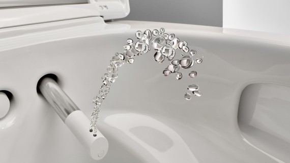 Toaleta myjąca Geberit AquaClean z WhirlSpray Toaleta myjąca Geberit AquaClean z WhirlSpray