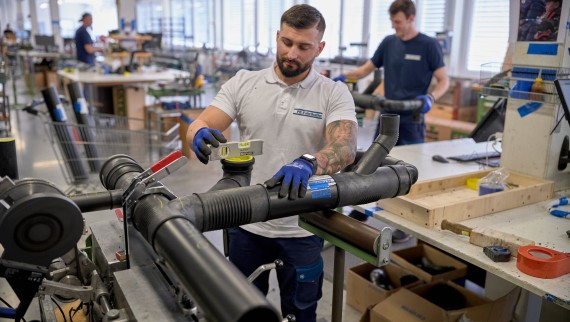 Prefabrykacja niskoszumowego systemu kanalizacyjnego Geberit Silent-db20