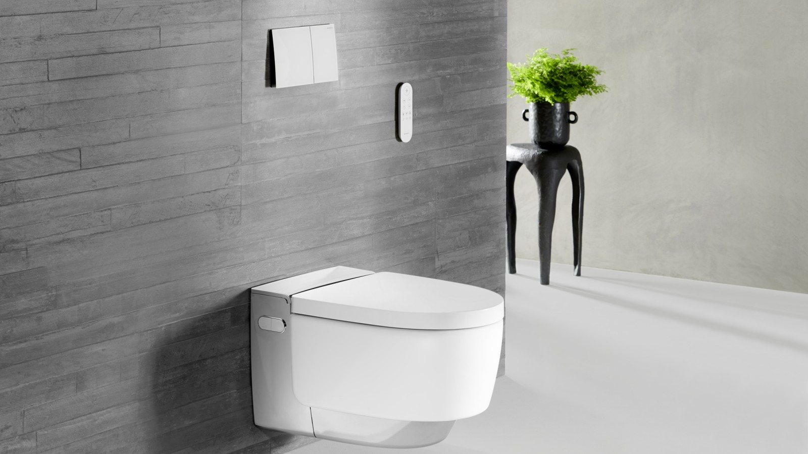 Geberit AquaClean Mera Comfort w wersji chromowanej z pilotem Sigma70
