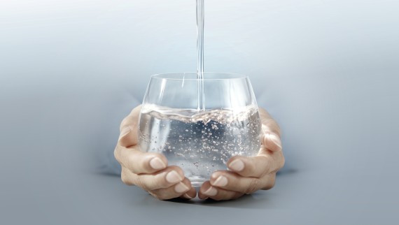 System higieniczny Geberit - Dla świeżej wody pitnej, która jest zawsze dobrze odbierana (© Geberit)
