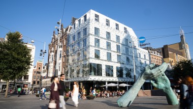 Hotel Diamond na Leidseplein: współczesny budynek (© Denise Valk)