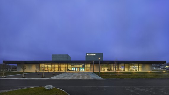 Geberit Campus w Pfullendorfie (© Roland Halbe)