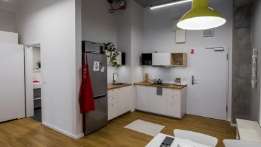 LivinnX oferuje lokale mieszkalne dla osób indywidualnych, ale także wspólne mieszkania dla maksymalnie czterech osób. (© Jaroslaw Kakal/Geberit)