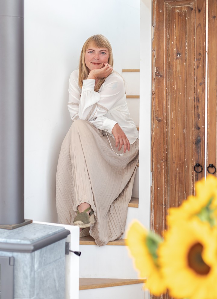 Marjolein Jonker z Holandii w swoim Tiny House (© Chiela van Meerwijk) Marjolein Jonker z Holandii w swoim Tiny House (© Chiela van Meerwijk)