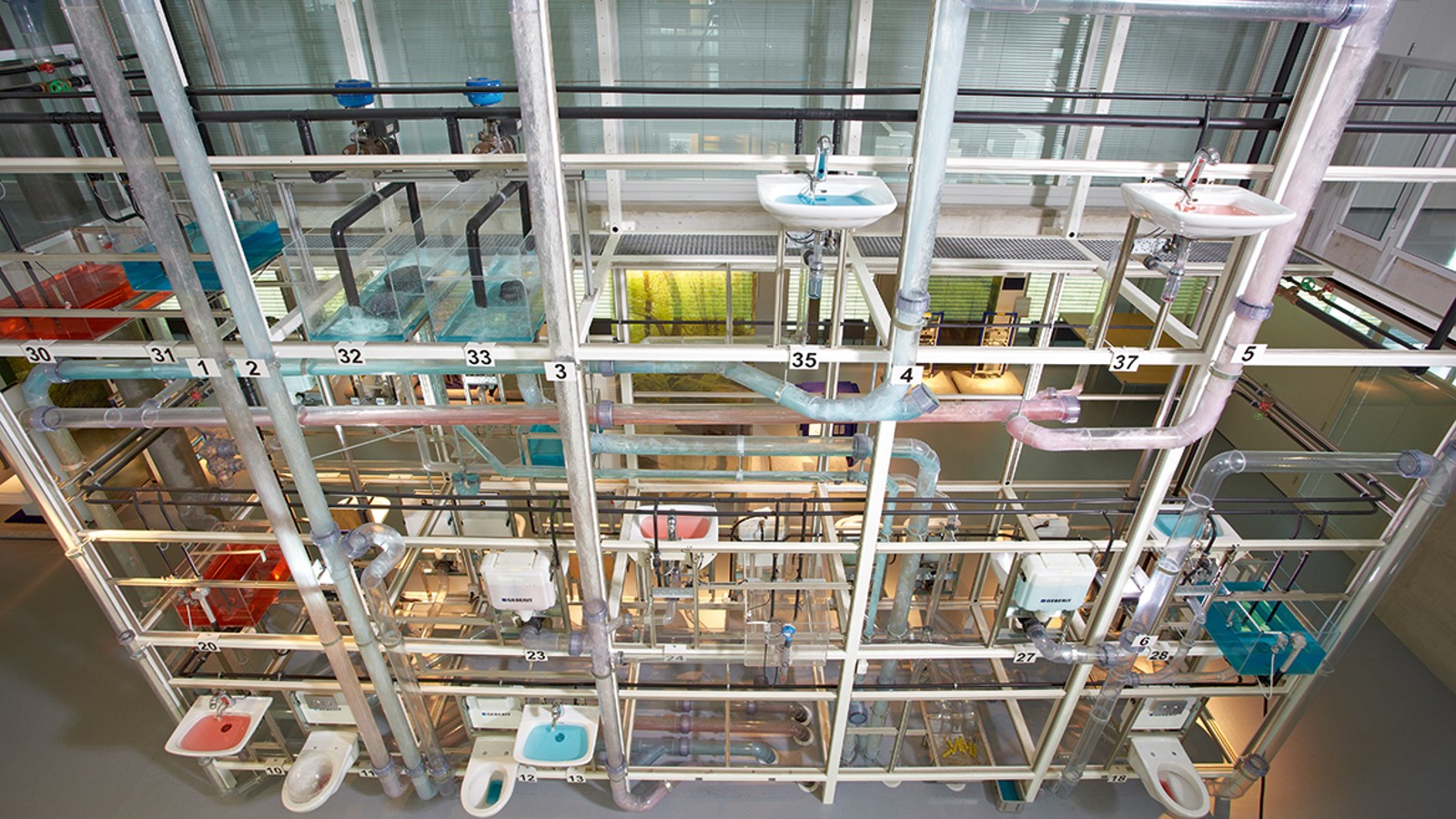 Wieża hydrauliczna Geberit