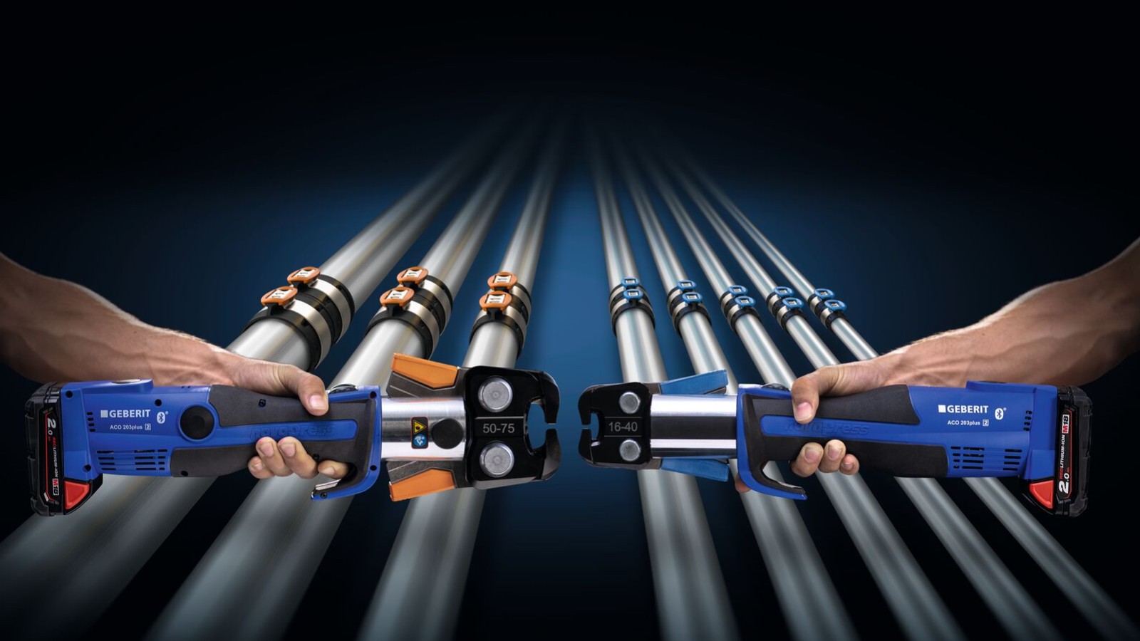 Pomyłka w wyborze szczęk zaciskowych jest bardzo mało prawdopodobna ze względu na ich charakterystyczny pomarańczowy i niebieski kolor.