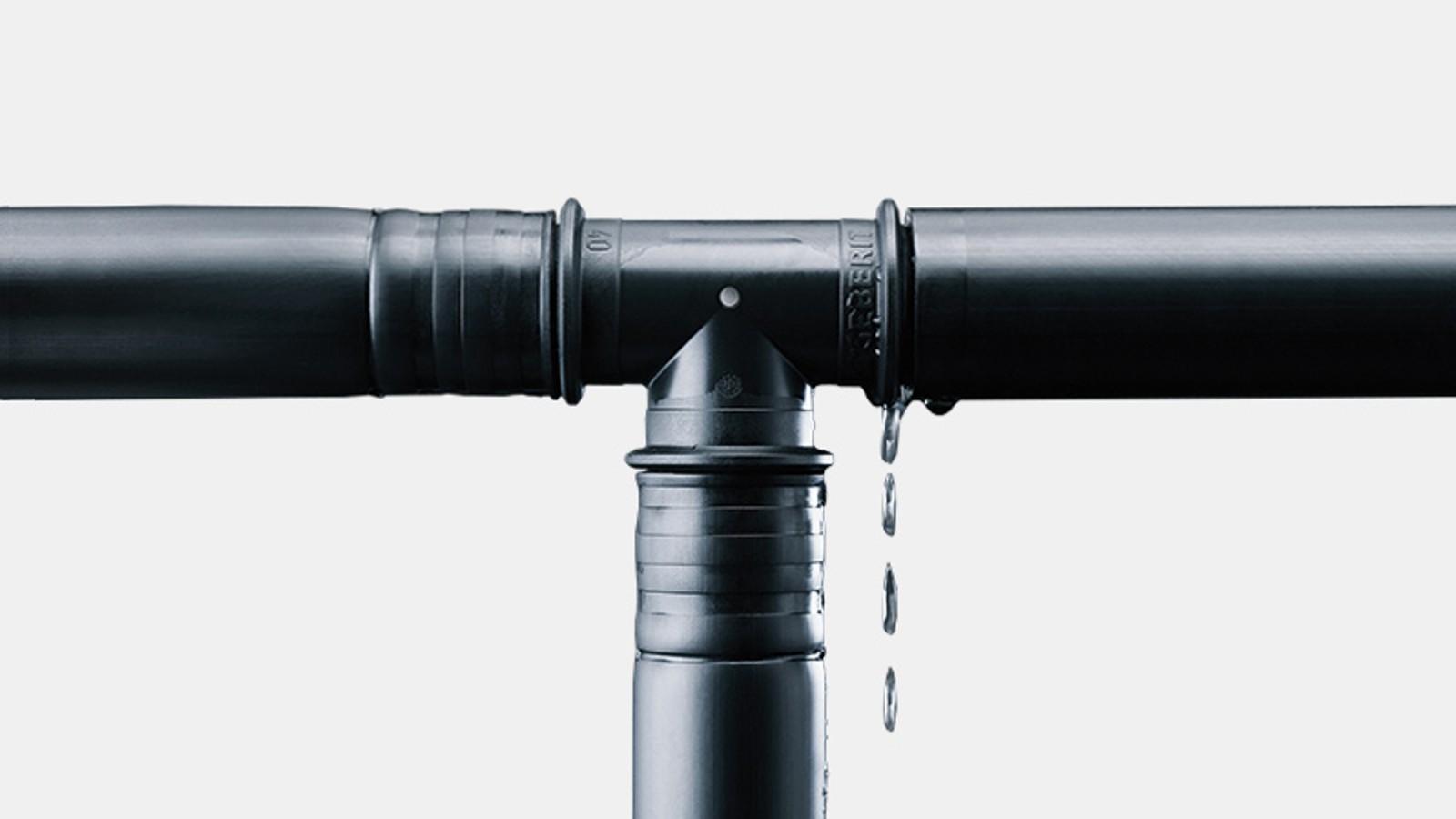 Niezaprasowane kształtki Geberit Mepla można łatwo zidentyfikować podczas próby ciśnieniowej. Niezaprasowane kształtki Geberit Mepla można łatwo zidentyfikować podczas próby ciśnieniowej.