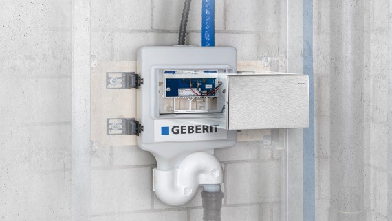 Higieniczna spłuczka Geberit HS30 zainstalowana na końcu rury pionu (© Geberit) Higieniczna spłuczka Geberit HS30 zainstalowana na końcu rury pionu (© Geberit)