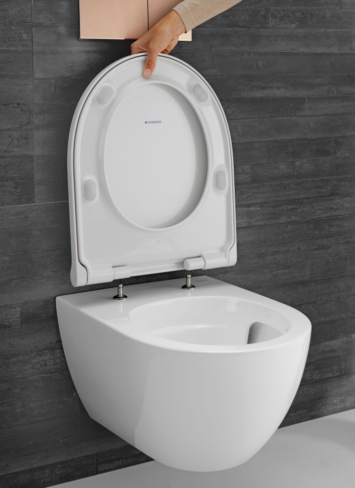 Miska WC Geberit Acanto z mechanizmem szybkiego wypinania deski sedesowej