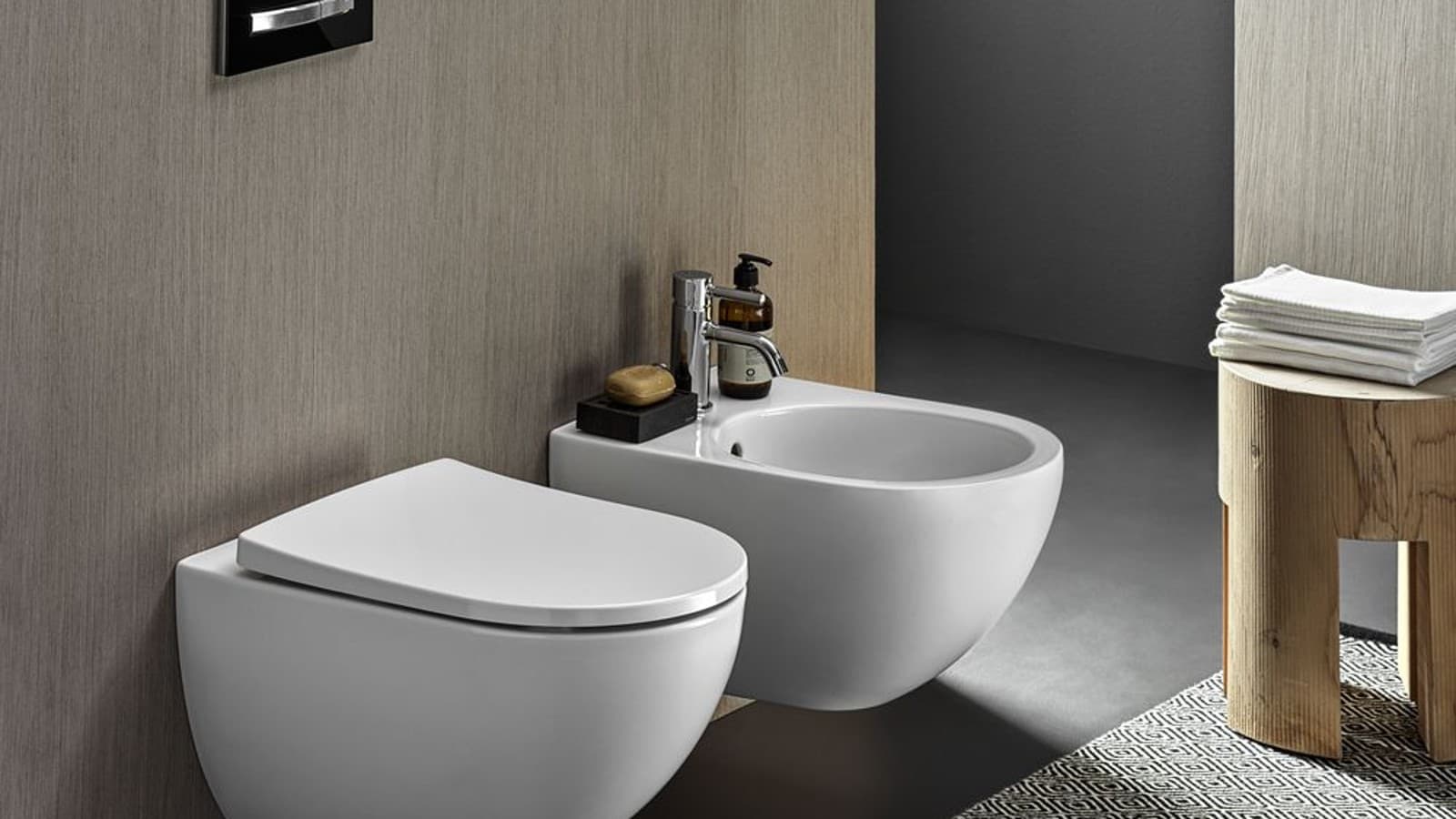 Bidet i miska WC Geberit Bidet i miska WC Geberit