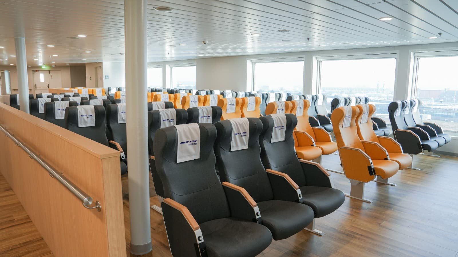 Przestrzeń wspólna na pokładzie Jantar Unity Przestrzeń wspólna na pokładzie Jantar Unity