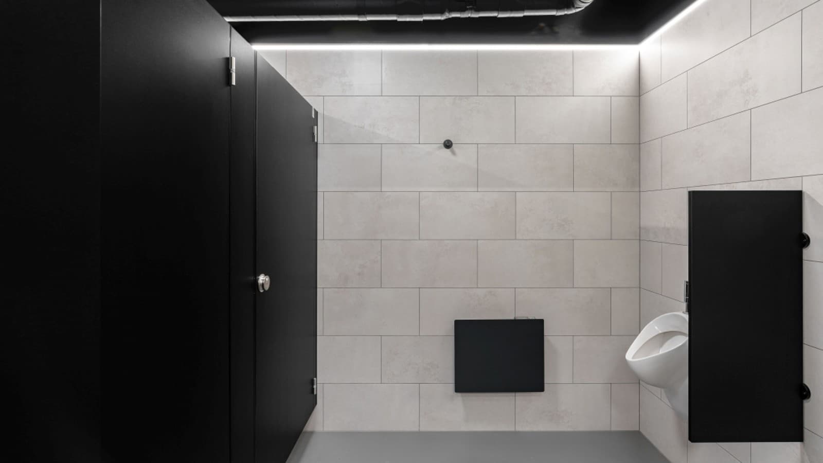 Toaleta publiczna w budynku edukacyjnym (fot. Fotomohito) Toaleta publiczna w budynku edukacyjnym (fot. Fotomohito)