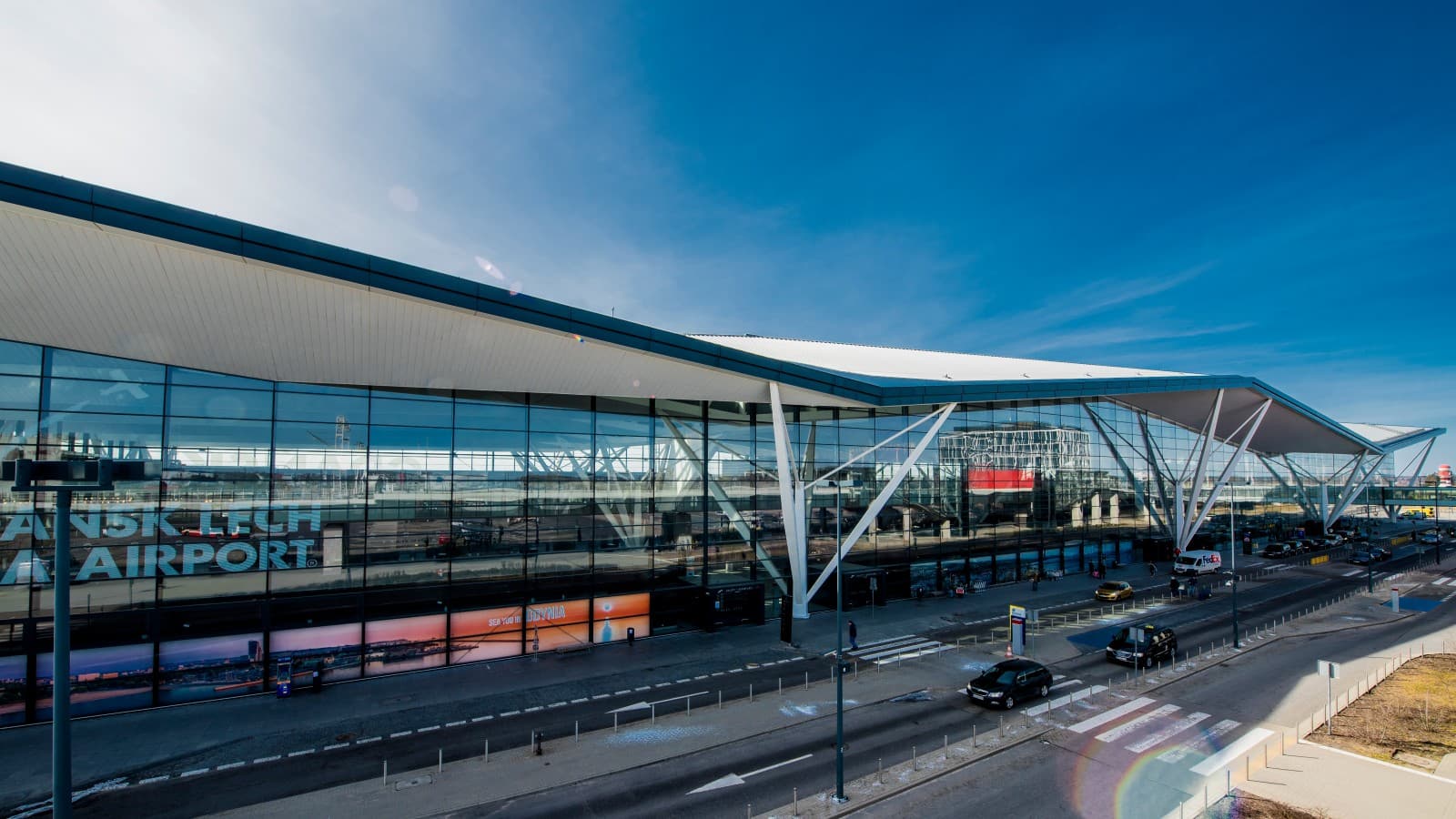 Terminal 2 Portu Lotniczego w Gdańsku (© Geberit) Terminal 2 Portu Lotniczego w Gdańsku (© Geberit)