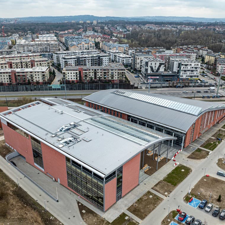Widok na dach Uniwersytetu Papieskiego Widok na dach Uniwersytetu Papieskiego