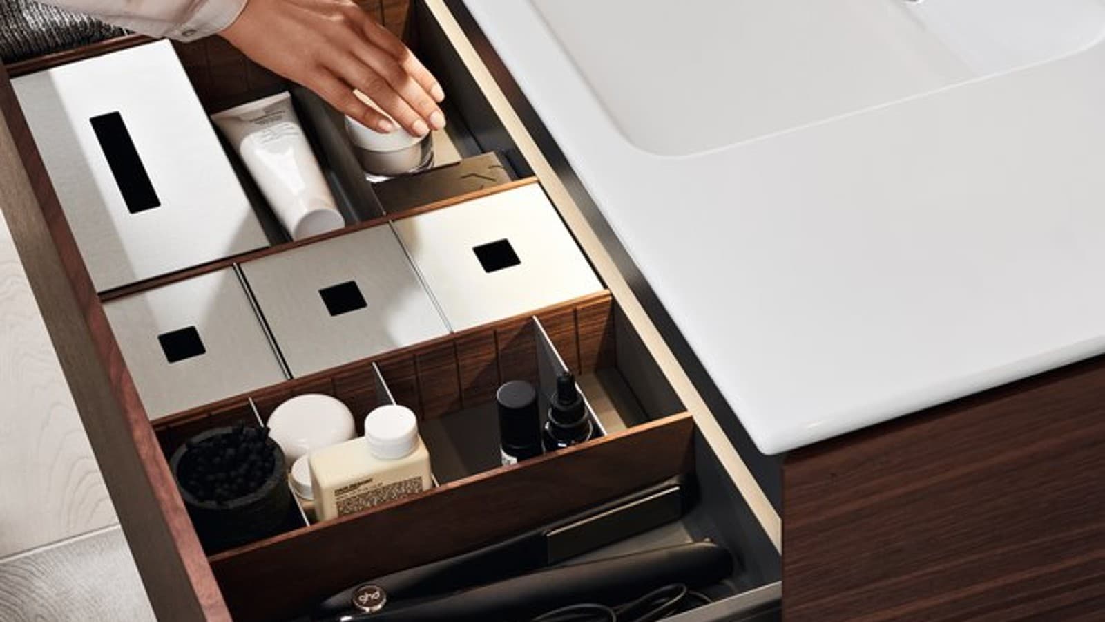 Szafka podumywalkowa Geberit ONE Szafka podumywalkowa Geberit ONE