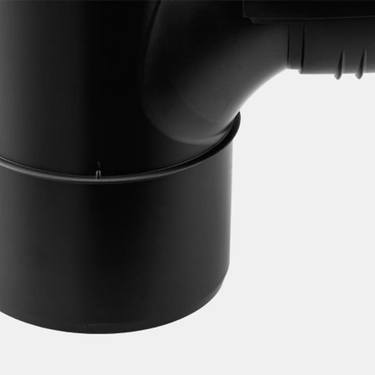 Pierścień blokujący na kształtkach Geberit Silent-PP wskazuje prawidłową głębokość wsunięcia. Pierścień blokujący na kształtkach Geberit Silent-PP wskazuje prawidłową głębokość wsunięcia.