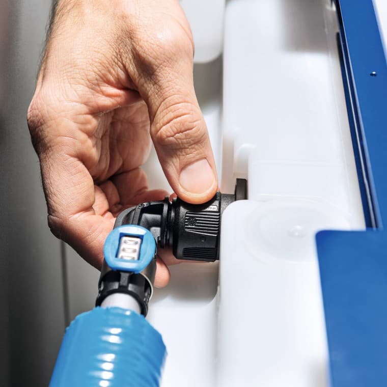 Podłączanie stelaża Geberit do instalacji wodnej za pomocą złączki MasterFix Podłączanie stelaża Geberit do instalacji wodnej za pomocą złączki MasterFix