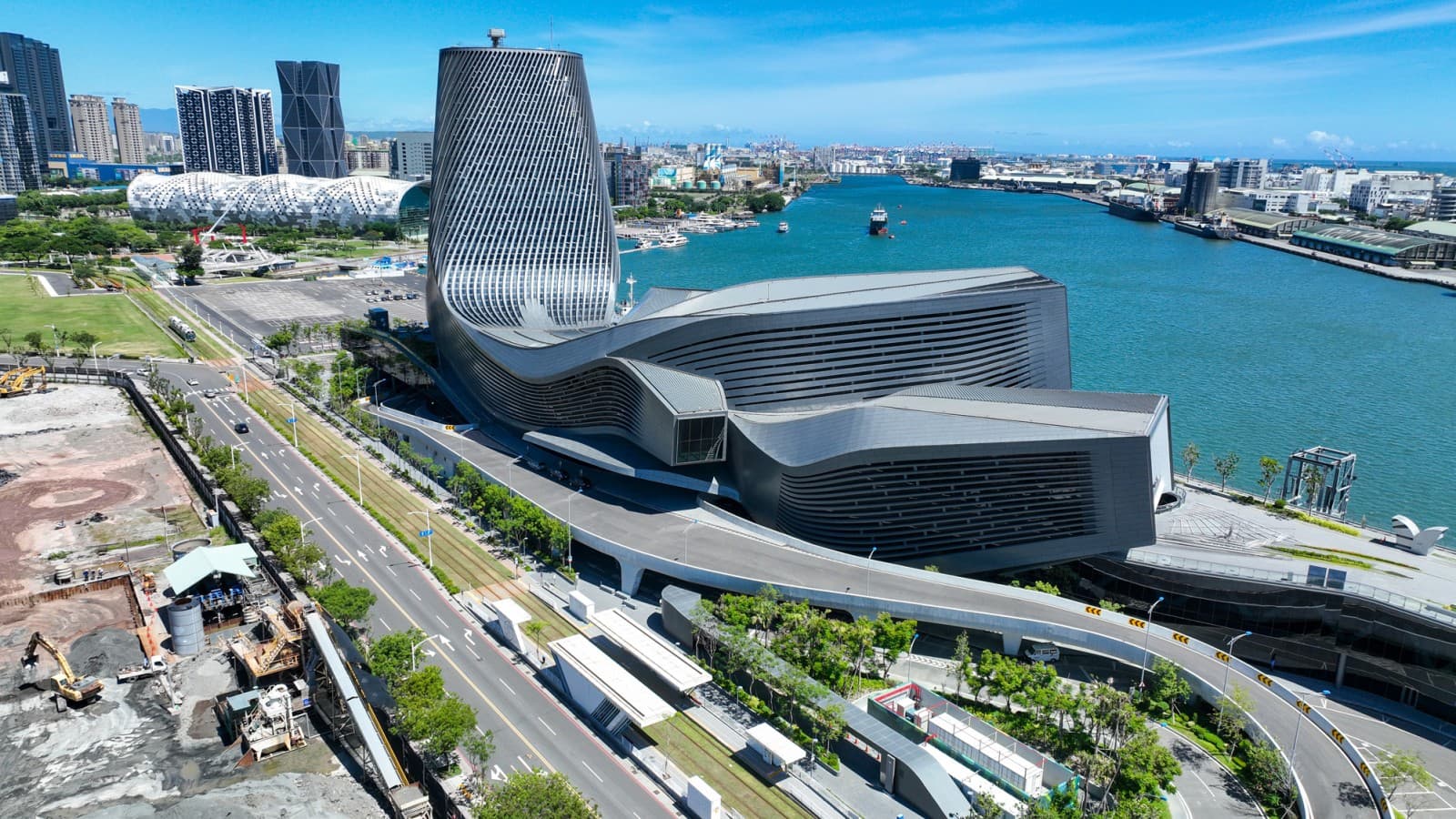 Terminal portowy Kaohsiung jest ważnym węzłem żeglugowym na Tajwanie Terminal portowy Kaohsiung jest ważnym węzłem żeglugowym na Tajwanie