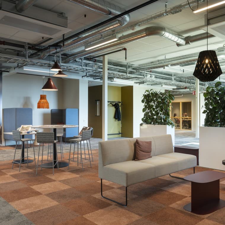 Ambitny cel dla nowoczesnego budynku biurowego: certyfikat LEED Platinum (© baraBild) Ambitny cel dla nowoczesnego budynku biurowego: certyfikat LEED Platinum (© baraBild)