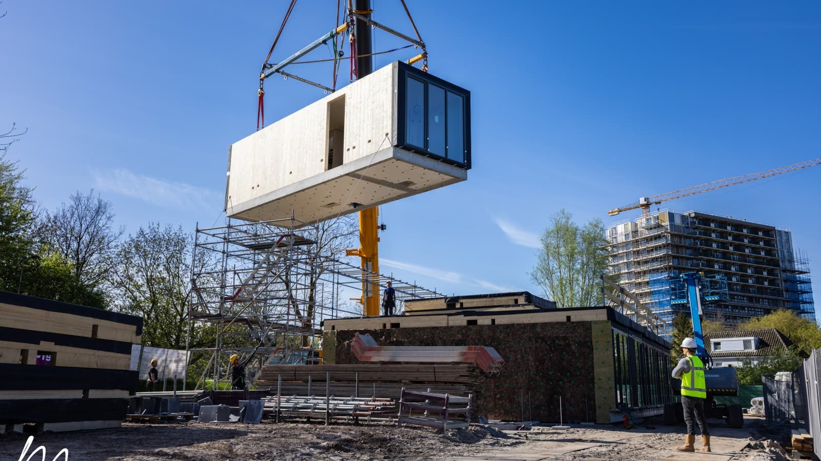 Budownictwo modułowe pozwala realizować projekty szybciej i efektywniej (© Moos) Budownictwo modułowe pozwala realizować projekty szybciej i efektywniej (© Moos)