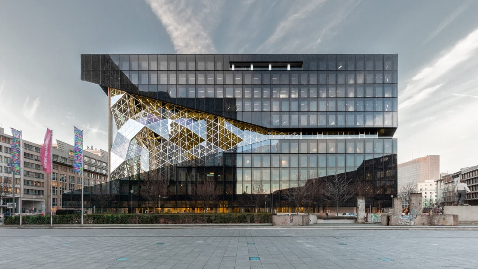Siedziba Axel Springer, Berlin (DE) (© Geberit) Siedziba Axel Springer, Berlin (DE) (© Geberit)